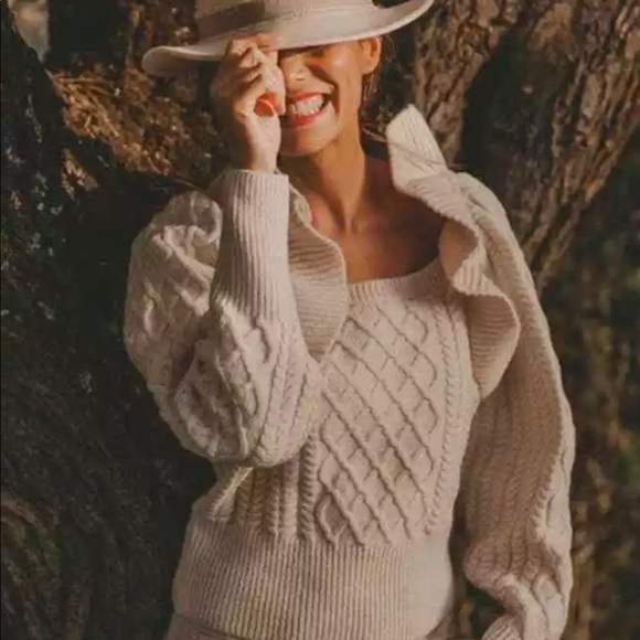 H&M Sweaters - H&M Women’s Winter Ruffled XL Sweater